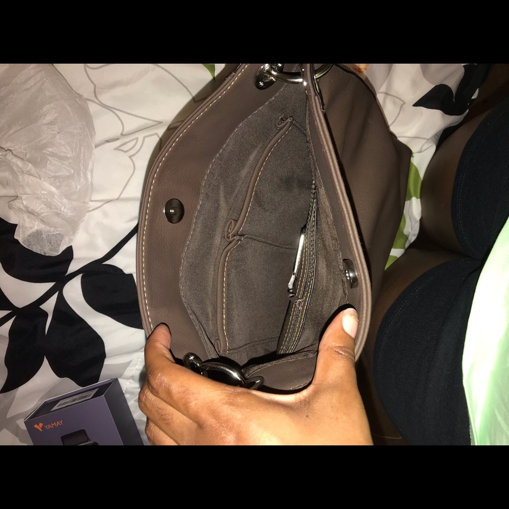 Purse - Picture 4 of 4